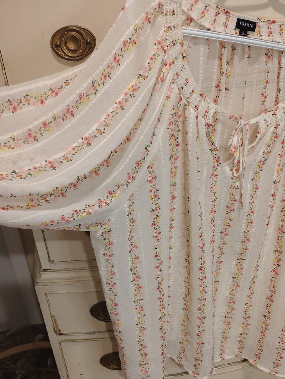 torrid White Floral Stripe Peasant Tunic - Picture 5 of 9